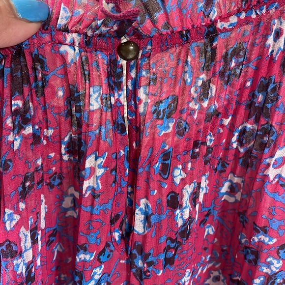 Anthropologie Pink floral ruffle sleeve top. Size large . NEW condition - Picture 6 of 6